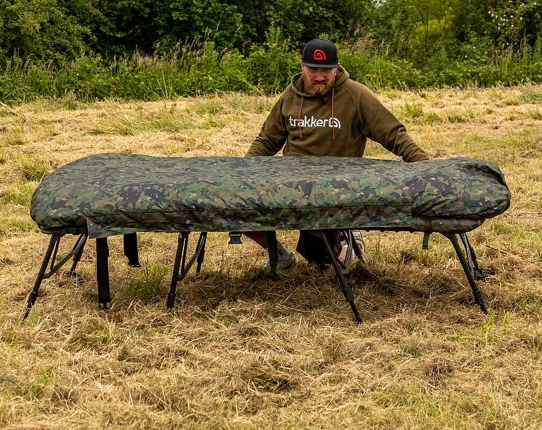 Level Chair Trakker Levelite Camo Transformer Chair - Pêche De La Carpe