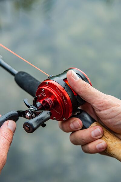 Ultimate Jerkstar 151 Carrete Baitcaster