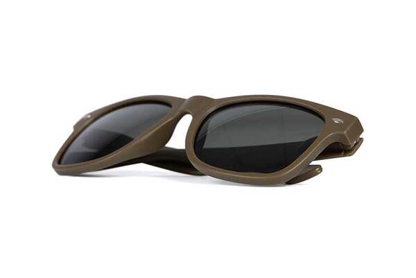 Fox Avius Trans Khaki Gepolariseerde Zonnebril - Green Lens