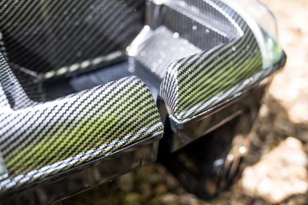 Baitstar Advanced Plus AllinOne Carbon Voerboot (Incl. Dieptemeter & GPS)