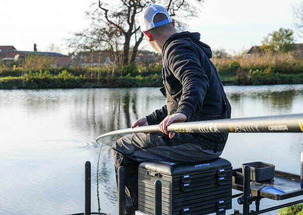 Wędka Bat Cresta Identity Ultra 2000 Pro 10m Pack