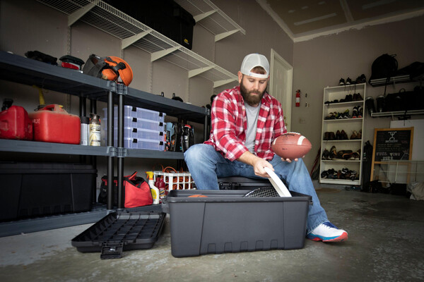 Plano Sportman's Trunk Medium Fishing Case