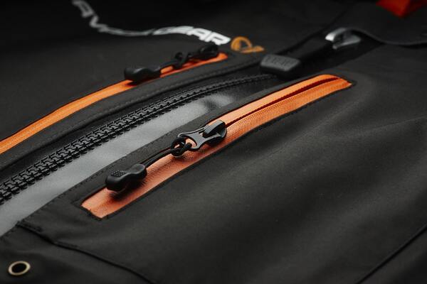 Savage Gear SG8 Zip Chest Wading Suit