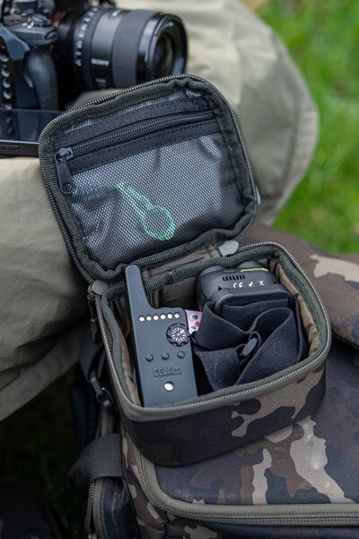 Korda Compac Tackle Pouch Dark Kamo Vistas