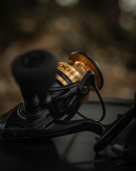 Black Cat Buster X Catfish Reel