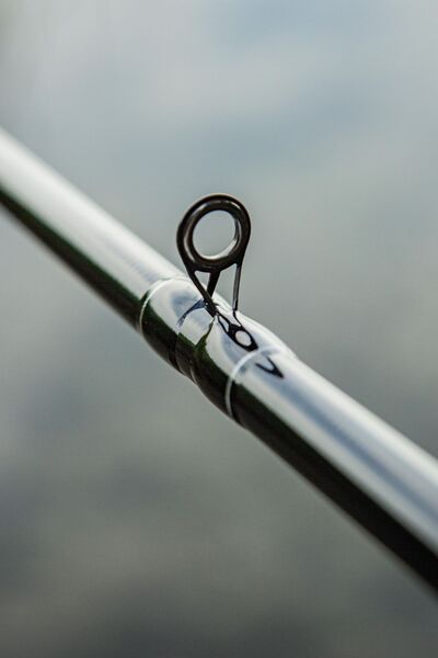 Ultimate Recruit Feeder 330 Cork