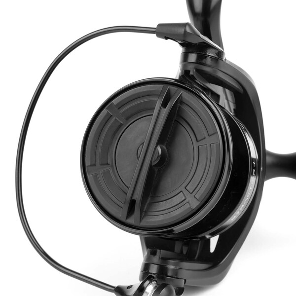 Sonik Xtractor+ FS 6000 Long Cast Carp Baitrunner Reel