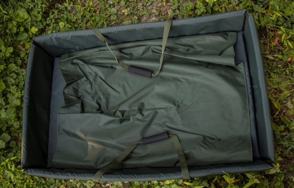 B. Richi Compact Unhooking Mat