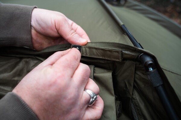 Bivvy Korum Recoil Overnight Shelter