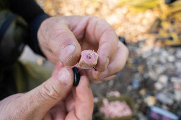 Korum Meat Stoppas - Large (8 Pieces)