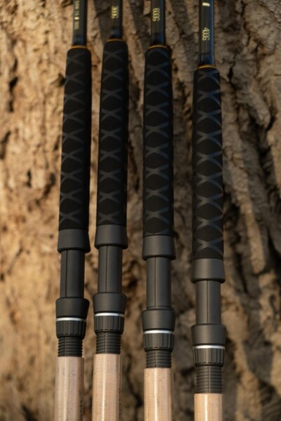 Black Cat Battle Cat Elite Bank Rod
