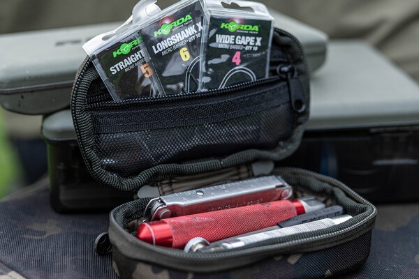Korda Compac Tackle Pouch Dark Kamo Vistas