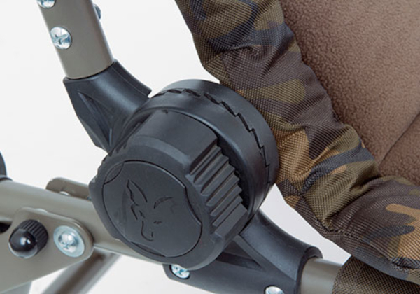 Fox R Camo Recliner Chair