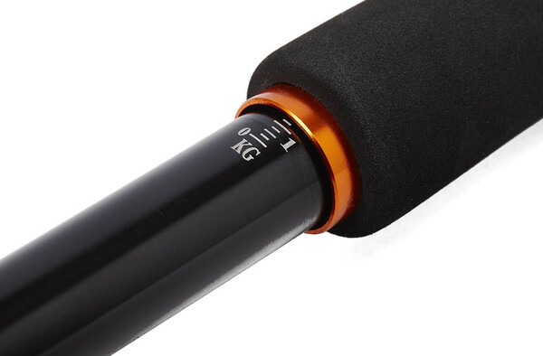 Savage Gear Pro Finezze Red Con Báscula Sacadera