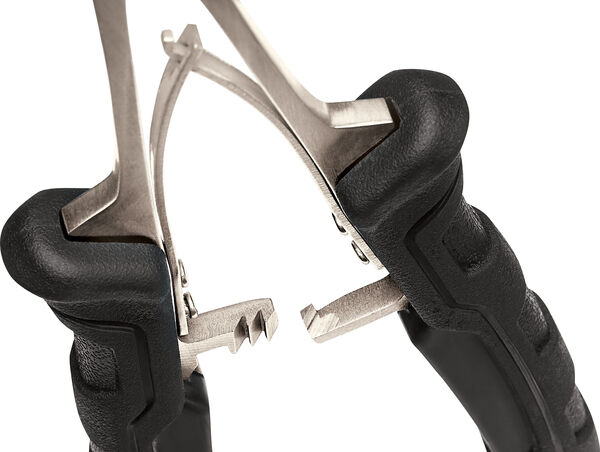 Rapala Precision Forceps 7" (19cm)