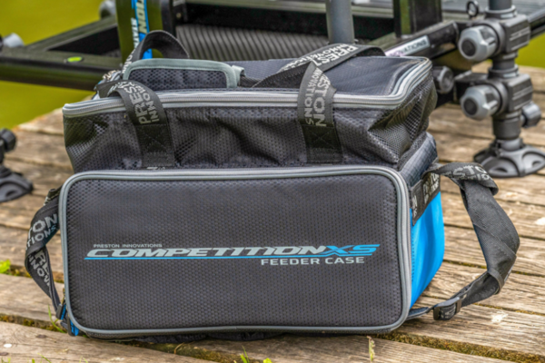 Preston Competition XS Feeder Case Coarse Bag (Incl. 3 Tackle Boxes)