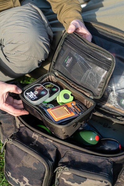 Korda Compac Tackle Pouch Dark Kamo Vistas