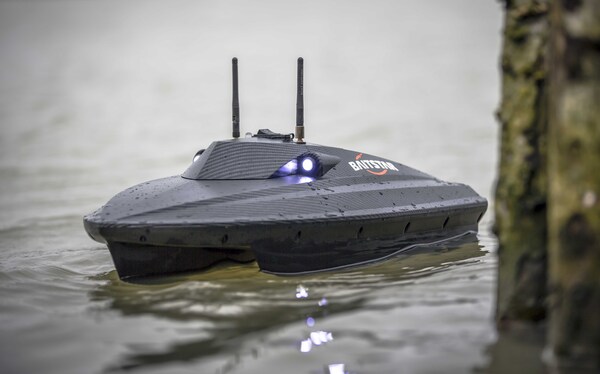 BaitStar Baitboats Xpert Black AllinOne Voerboot (GPS & Dieptemeter)