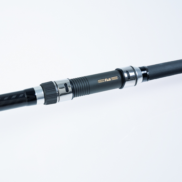 Wędka Plażowa Vercelli Spyra Grandezza 4.50m (135-155g) (3-częściowa)