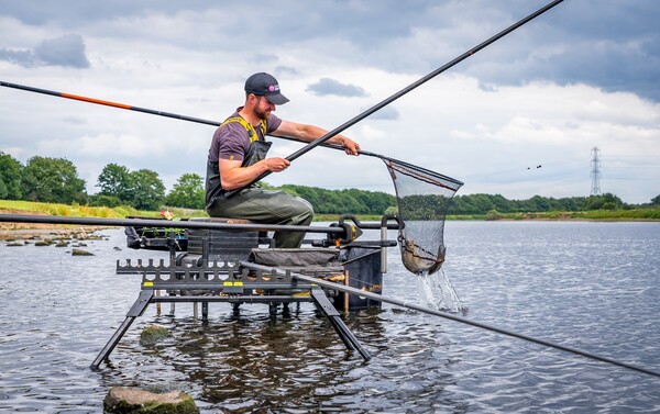 Guru N-Gauge 400 Net Handle 4m (3-delig)