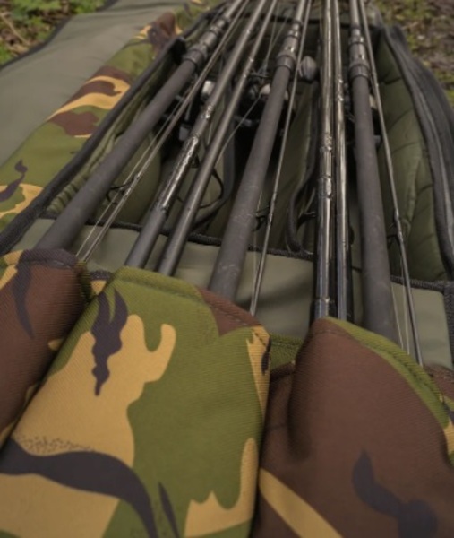 Aqua DPM Full Rod Holdall