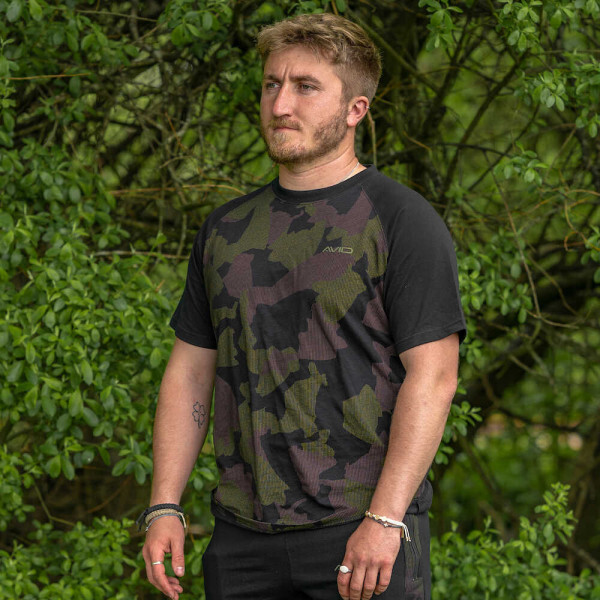 Avid Distortion Camo Lite T-Shirt
