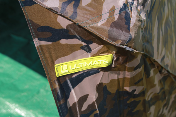 Ultimate Camo Brolly 50" + Bivvy Table + Torch