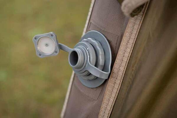 Fox Air Frame Social Shelter Aufbklasbares Karpfenzelt(3.5x3.5m)