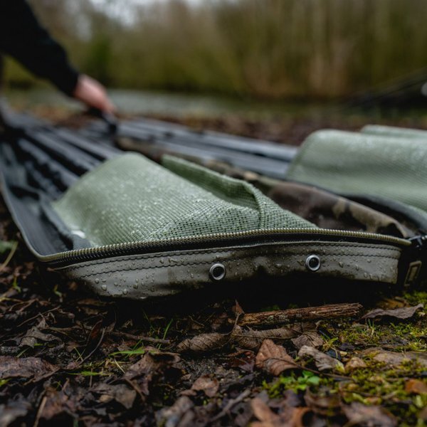 Nash Subterfuge Bushwhacker & Prodding Stick Bag