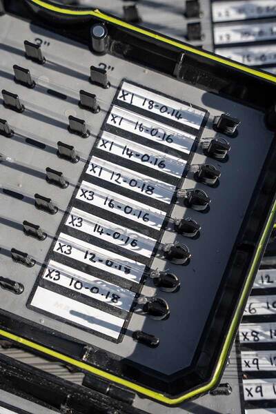 Haczyki Bezzadziorowe Matrix X1 Commercial Carp (10 Sztuk)