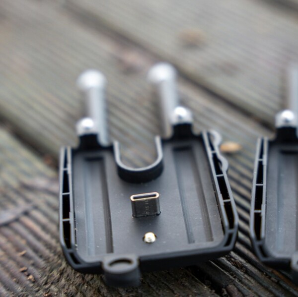 Avid VTX+ Illuminated Snag Ears