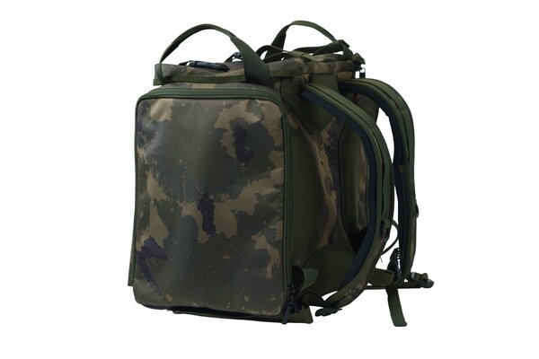 Solar Worldwide 30L Backpack
