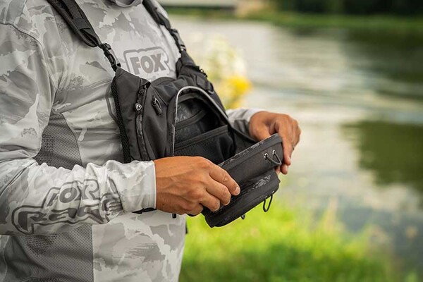 Fox Rage Camo Voyager Chest Pack (Incl. 2 Tackle boxes)