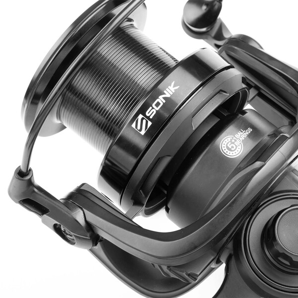 Sonik Xtractor+ FS 6000 Long Cast Carp Baitrunner Reel
